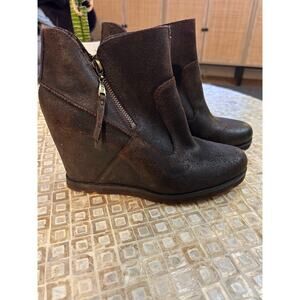 UGG Australia 'Myrna' Wedge Ankle Bootie, Brown Distressed Leather, Size 9